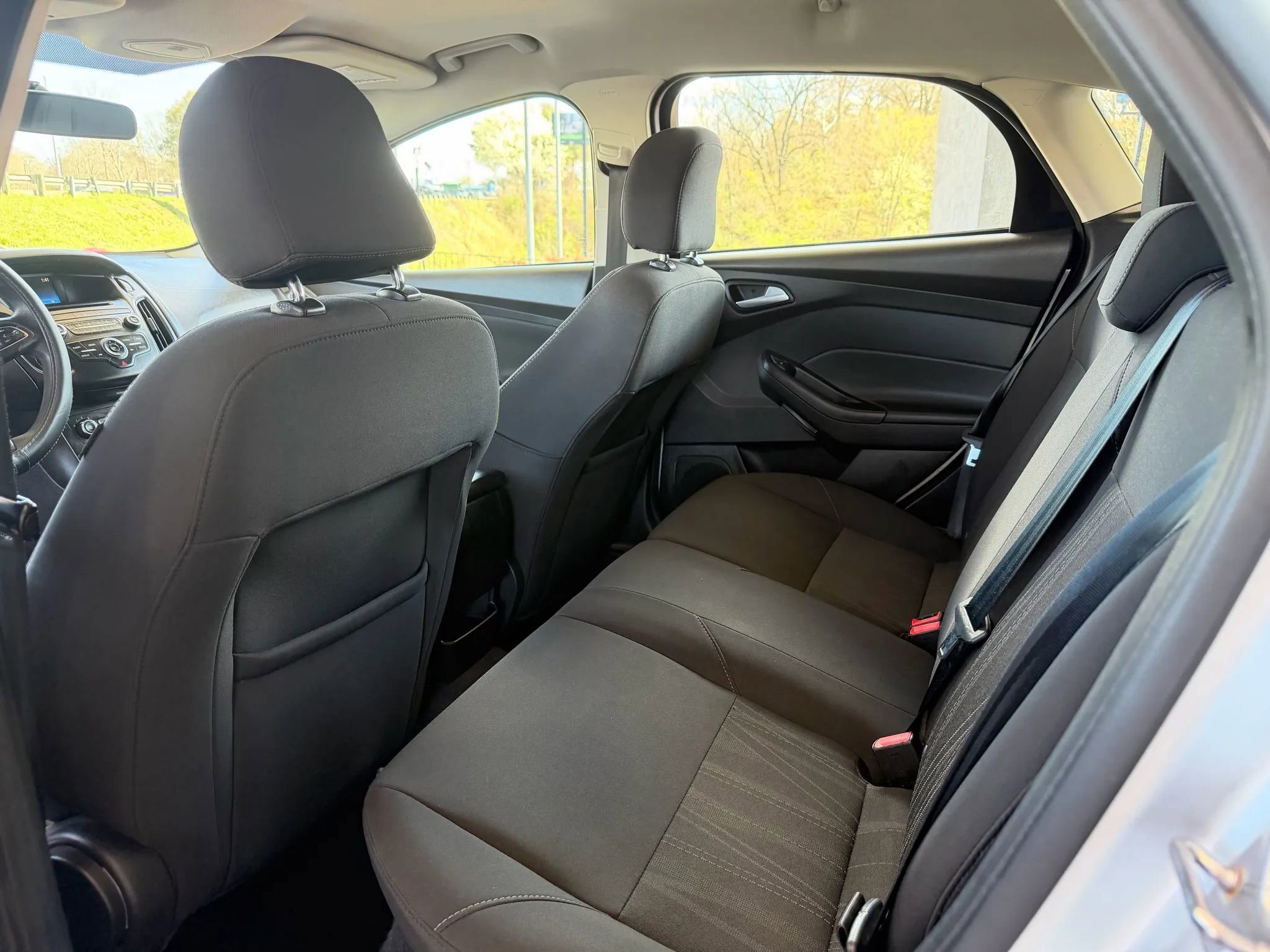 Used 2016 Ford Focus SE image 17