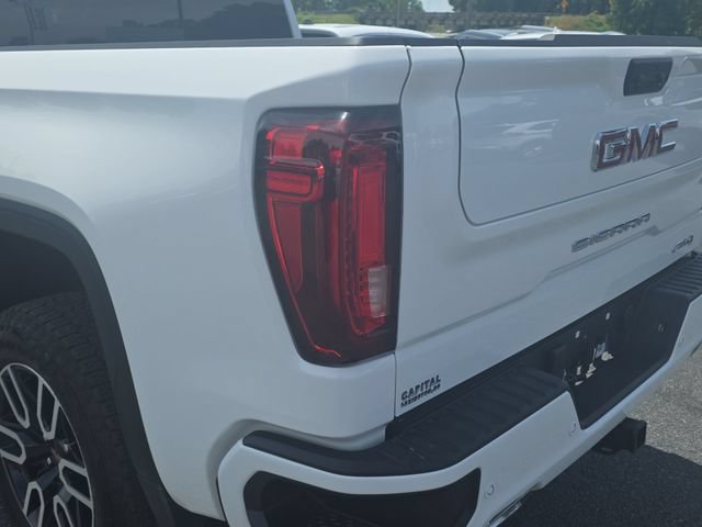 Used 2025 GMC Sierra 1500 AT4 w/ AT4 Premium Package AWD/4WD image 36