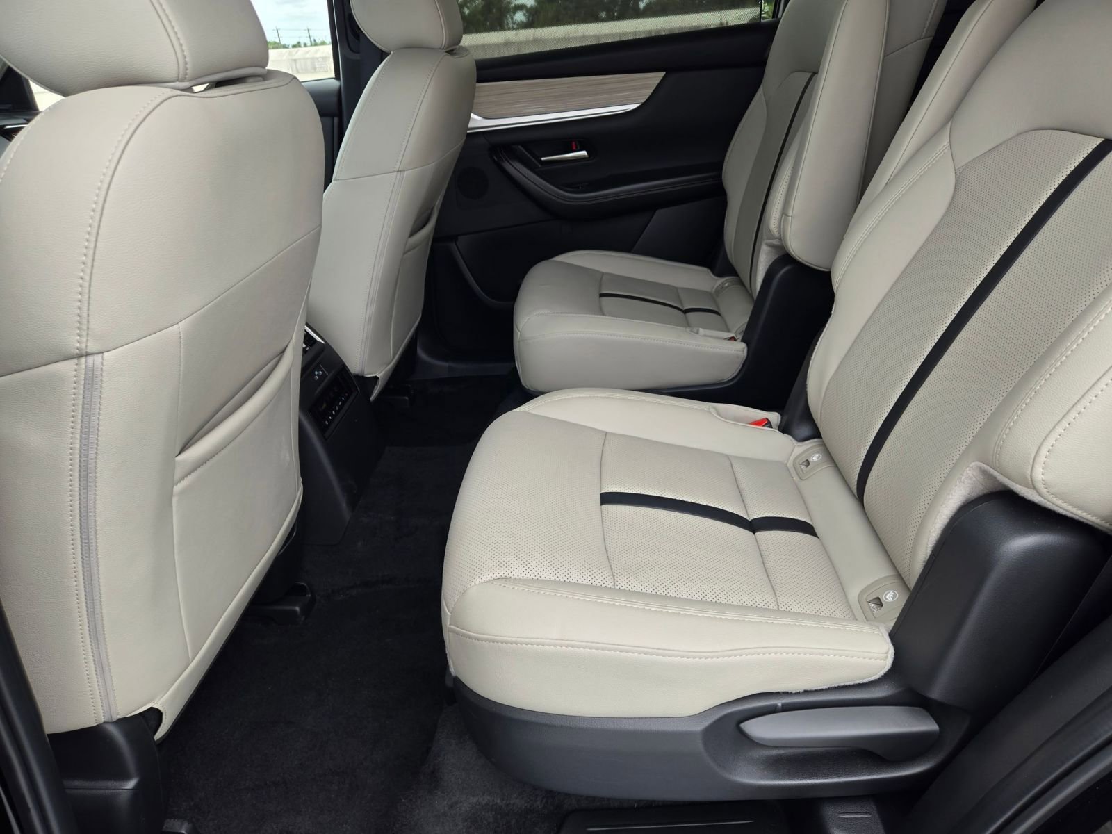 Used 2025 MAZDA CX-90 Plug-In Hybrid w/Premium Sport AWD/4WD image 20