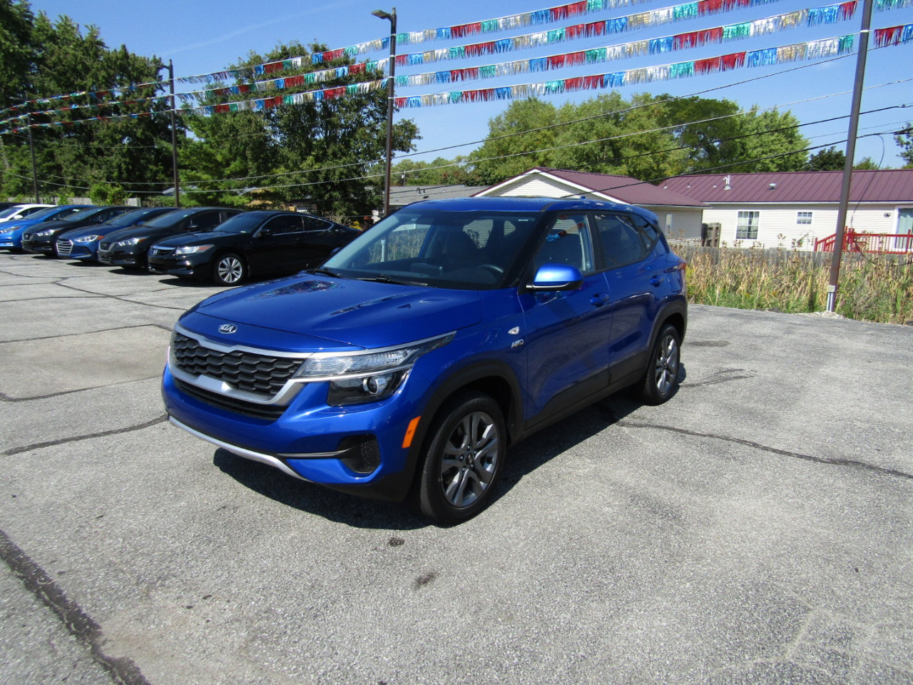 Used 2021 Kia Seltos LX image 3