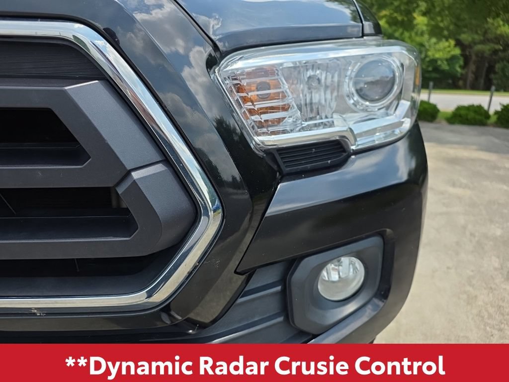 Used 2022 Toyota Tacoma SR5 AWD/4WD image 7