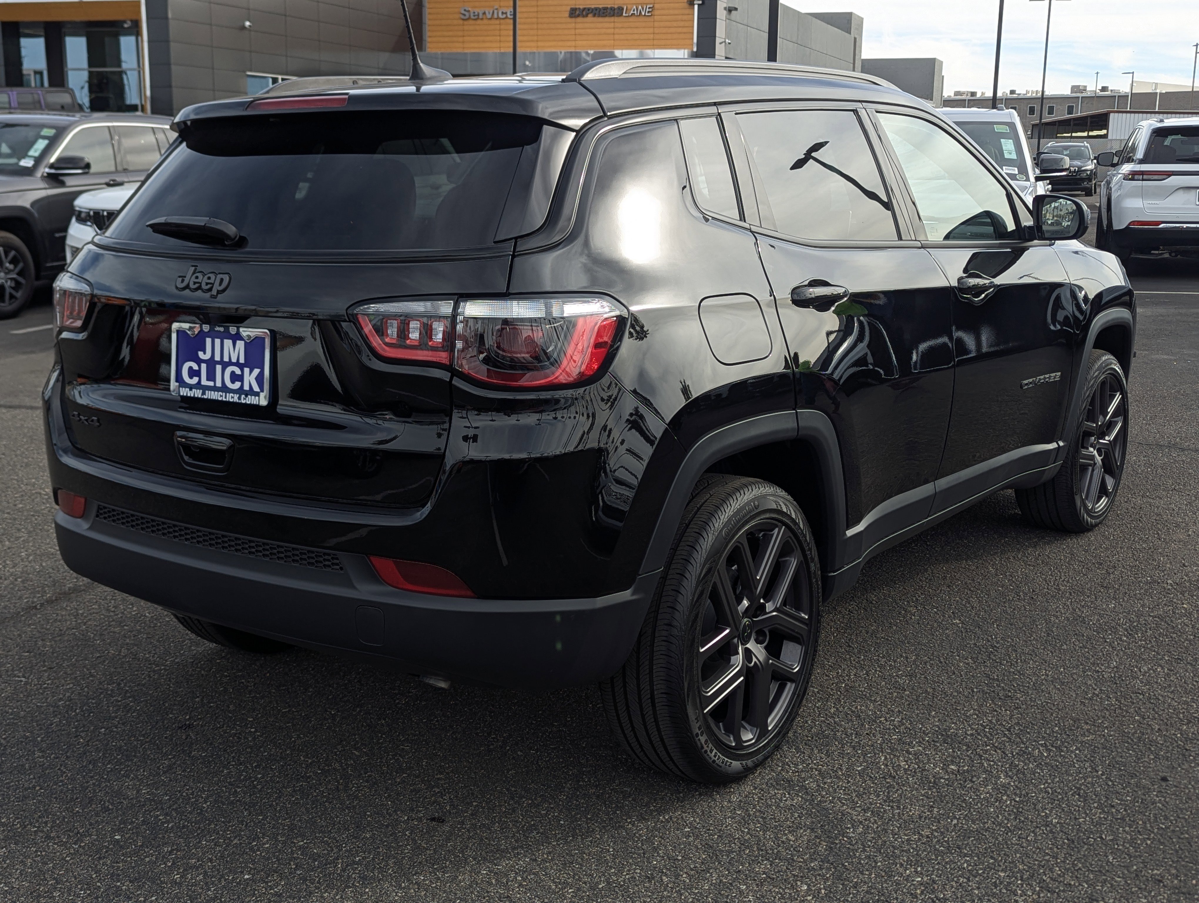 New 2026 Jeep Compass Latitude image 2