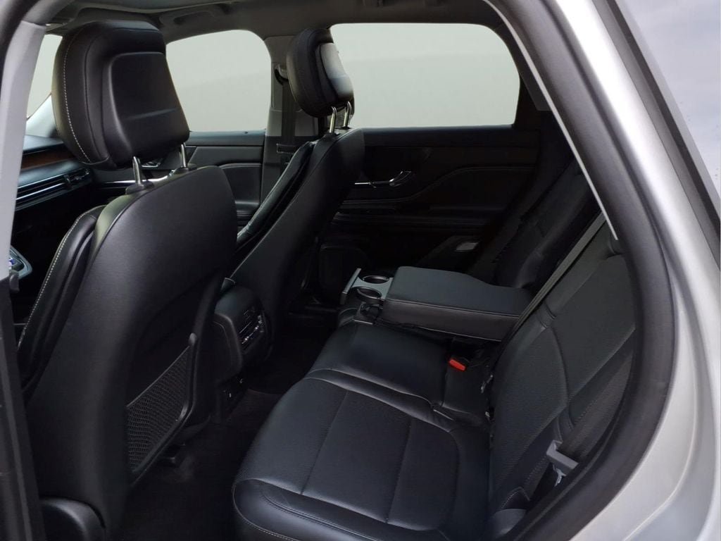 Used 2020 Lincoln Corsair Reserve w/ Equipment Group 201A AWD/4WD image 28