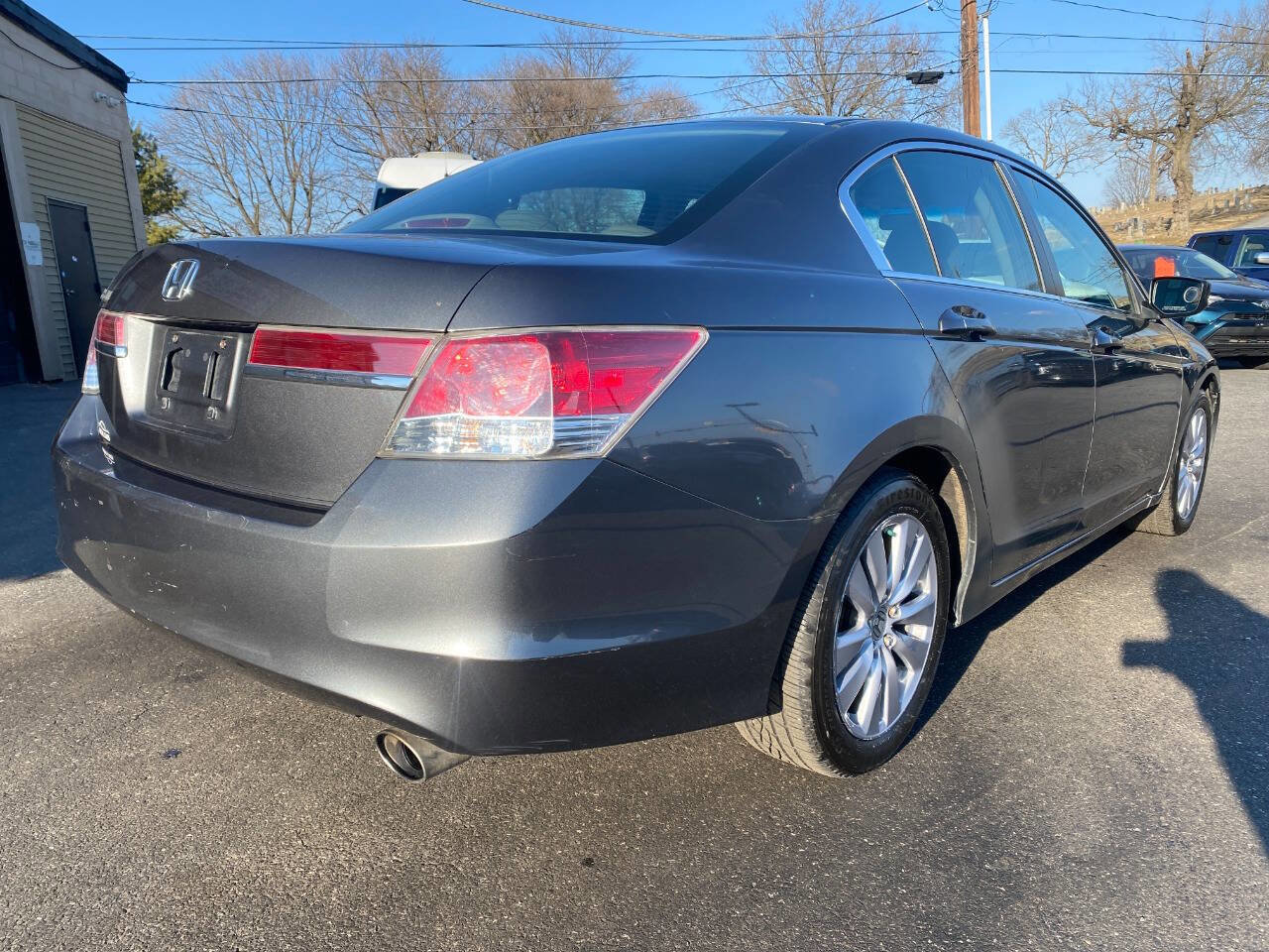 Used 2011 Honda Accord EX image 3