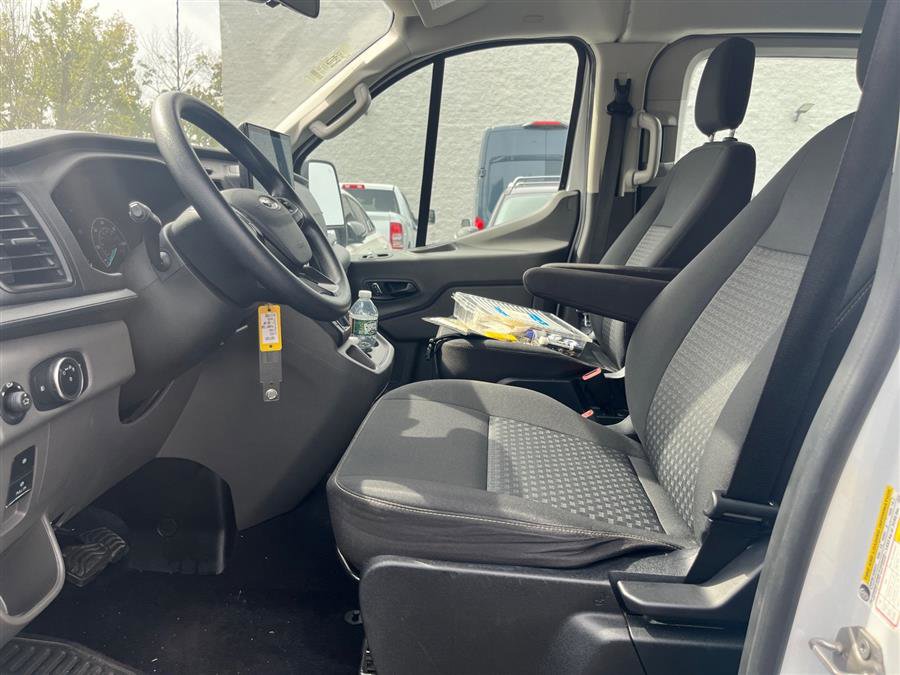 Used 2022 Ford Transit 350 XLT image 4