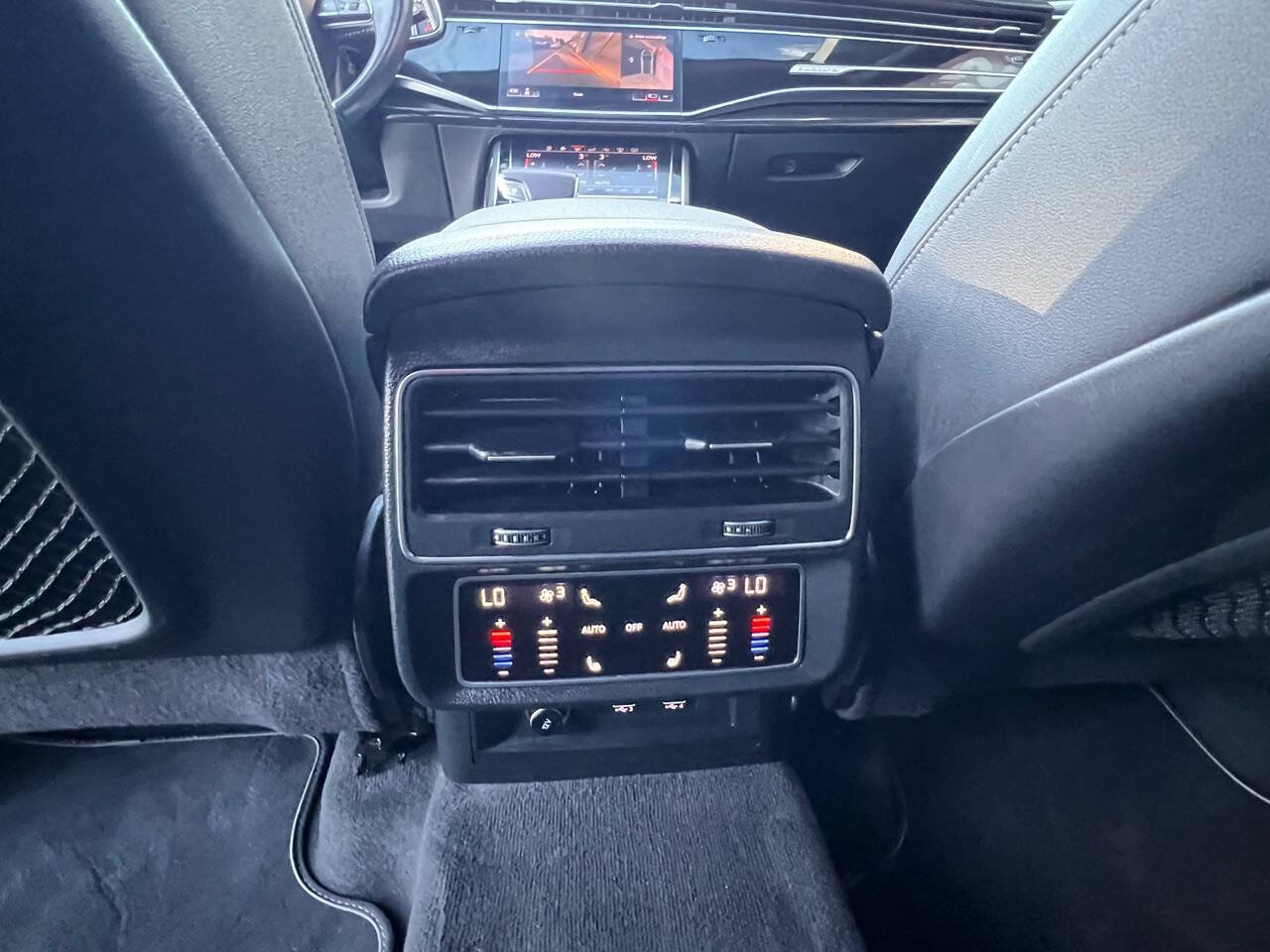 Used 2019 Audi Q8 Prestige AWD/4WD image 18