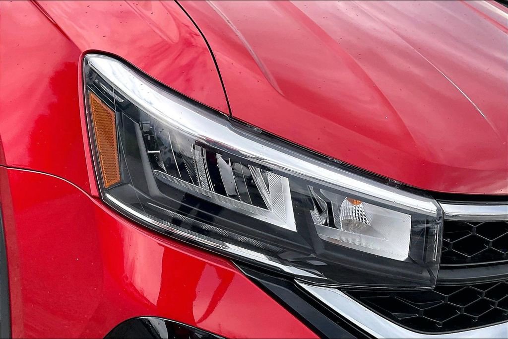 Used 2024 Volkswagen Taos SE w/ Black Wheel Plus Package image 26