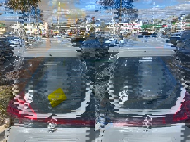 Used 2021 Nissan Kicks SV image 5