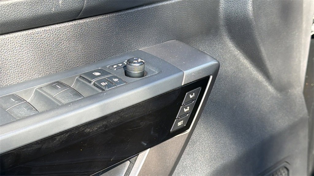 Used 2022 Toyota Tundra Limited image 15