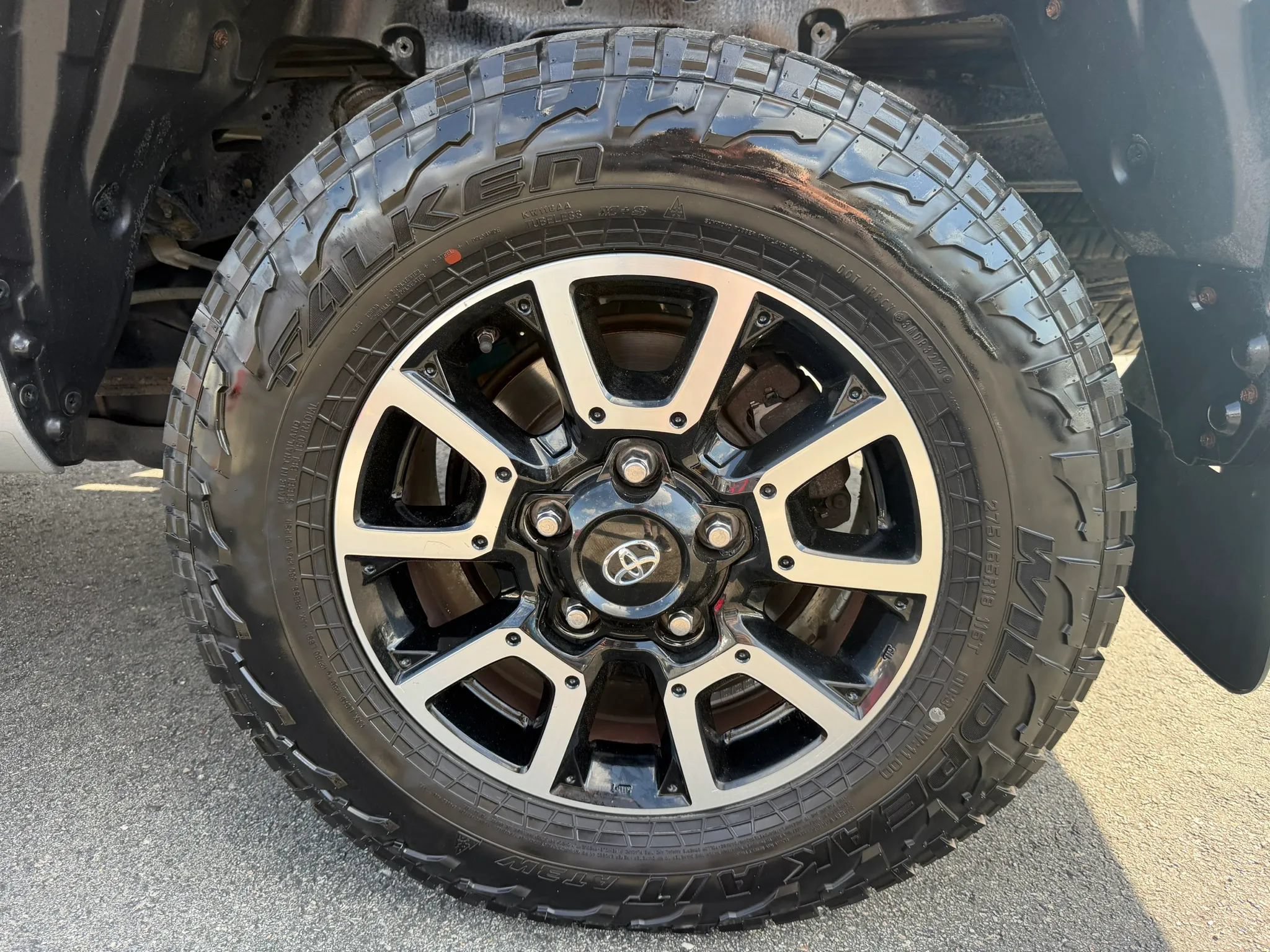 Used 2016 Toyota Tundra SR5 w/ TRD Off Road Package AWD/4WD image 38