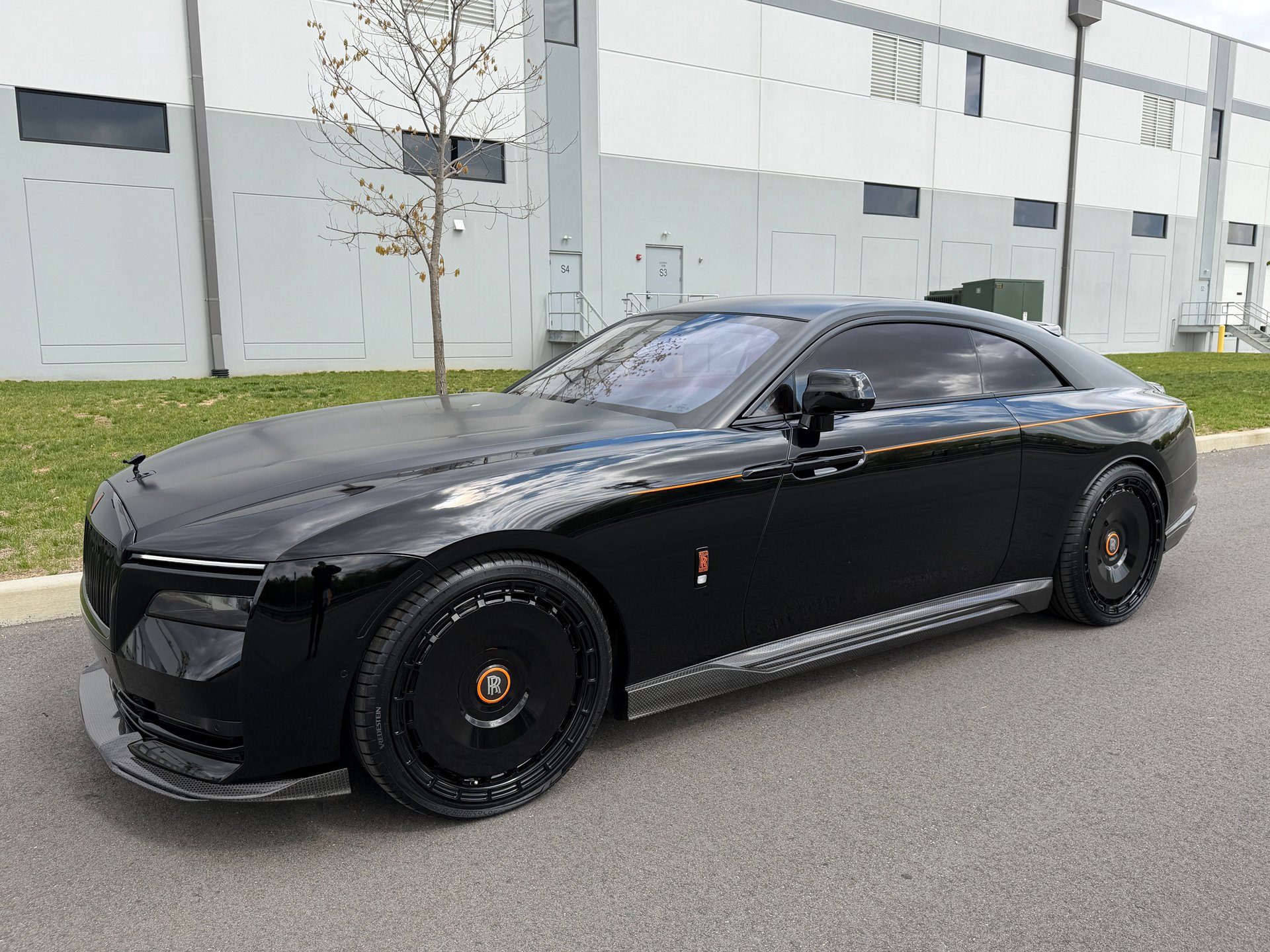 Used 2024 Rolls-Royce Spectre w/ Spectre Launch Package AWD/4WD image 26