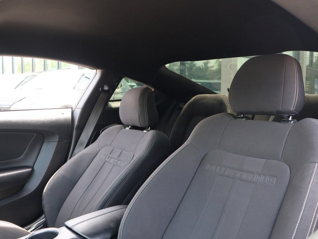 Used 2022 Ford Mustang Coupe RWD image 26