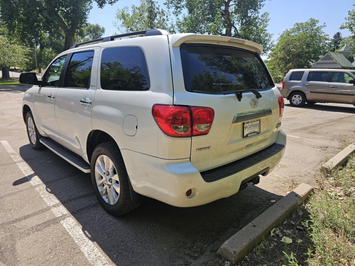 Used 2011 Toyota Sequoia Platinum AWD/4WD image 3