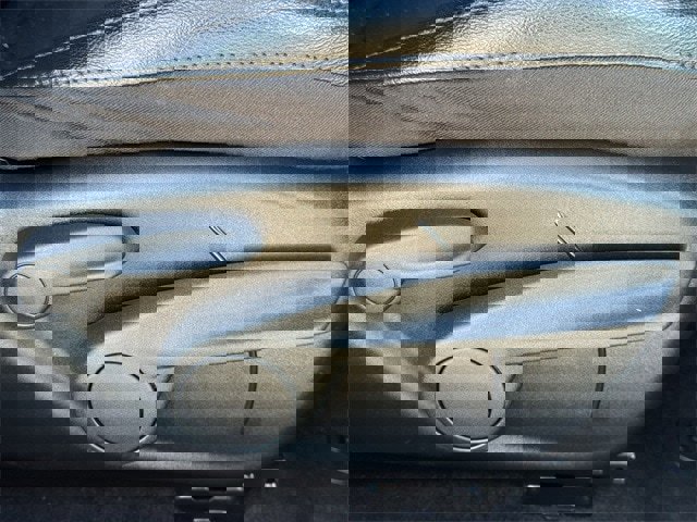 Used 2023 Jeep Compass Trailhawk image 30