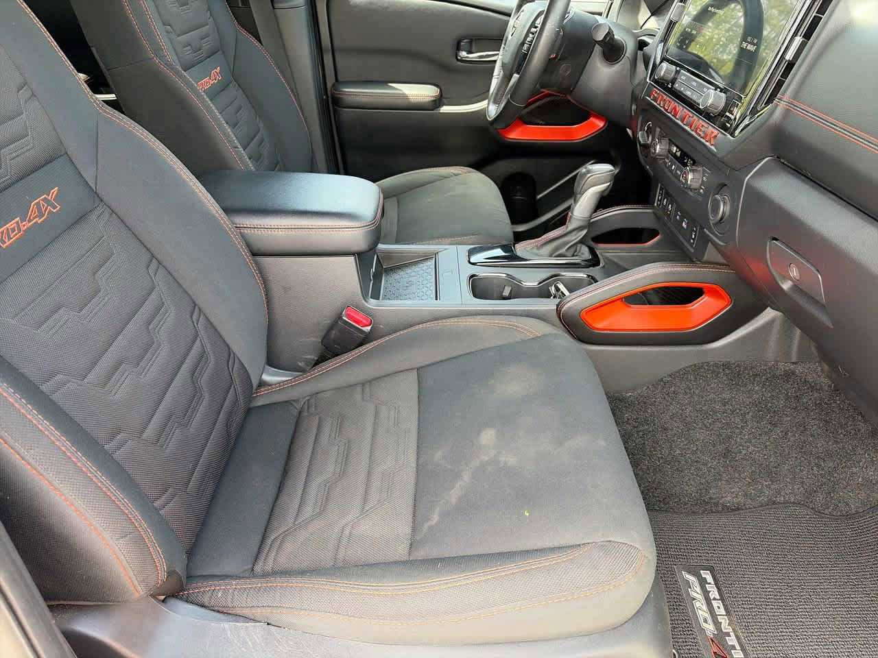 Used 2025 Nissan Frontier PRO-4X w/ Pro Convenience Package AWD/4WD image 9