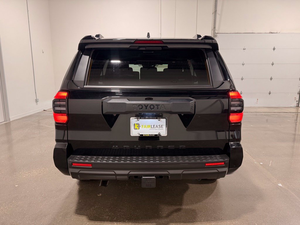 Used 2025 Toyota 4Runner SR5 AWD/4WD image 6