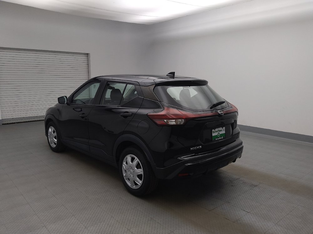 Used 2022 Nissan Kicks S FWD image 5