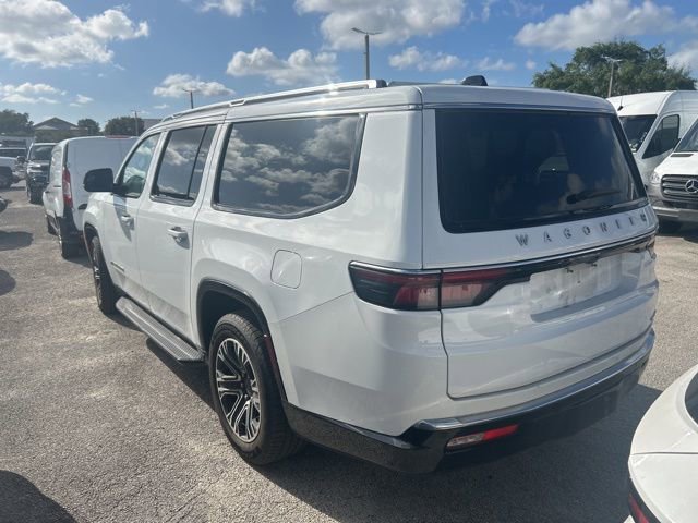 Used 2024 Jeep Wagoneer L Series II w/ Flexible Seating Group image 13