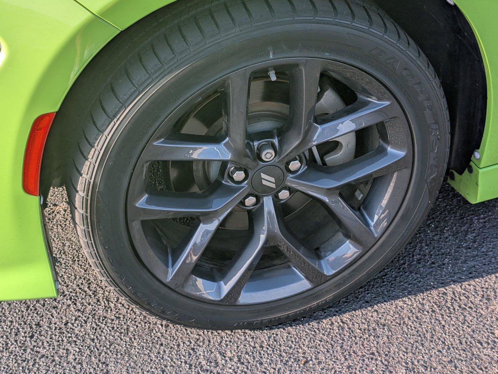 Used 2023 Dodge Charger R/T w/ Plus Group RWD image 13