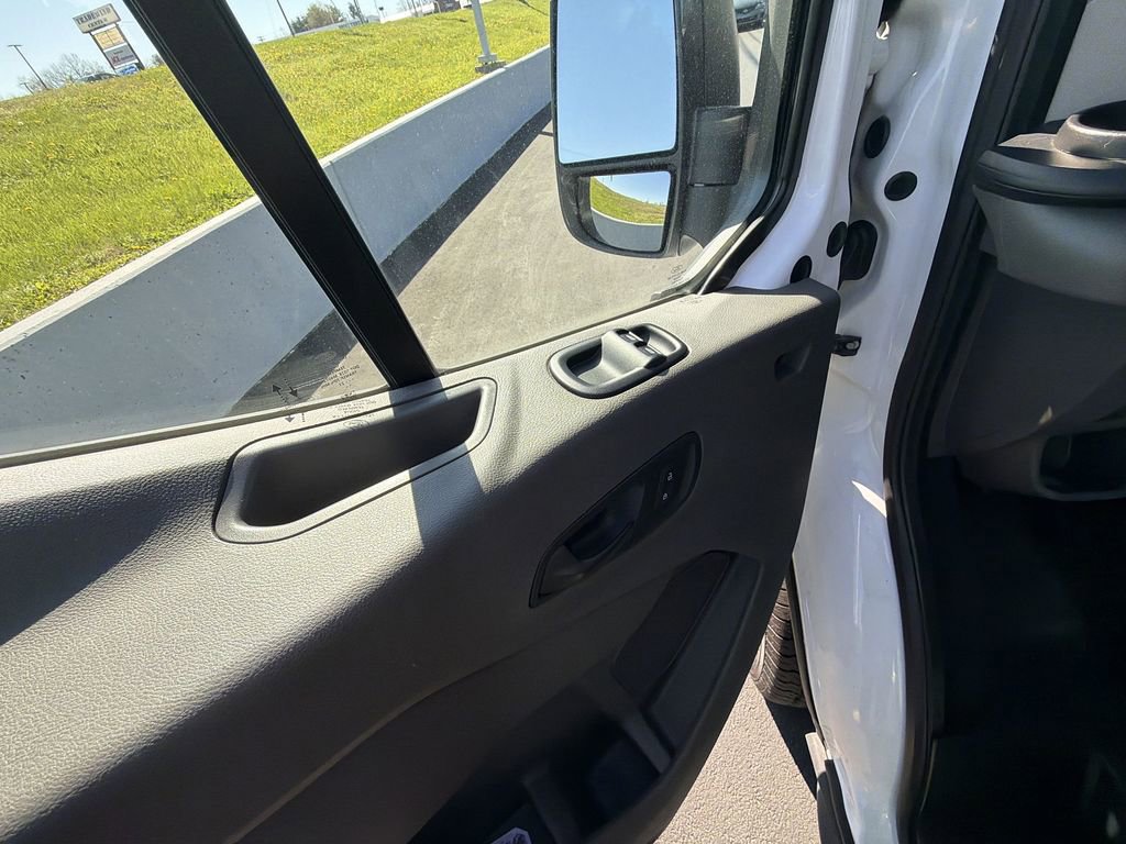Used 2021 Ford Transit 350 XLT image 19