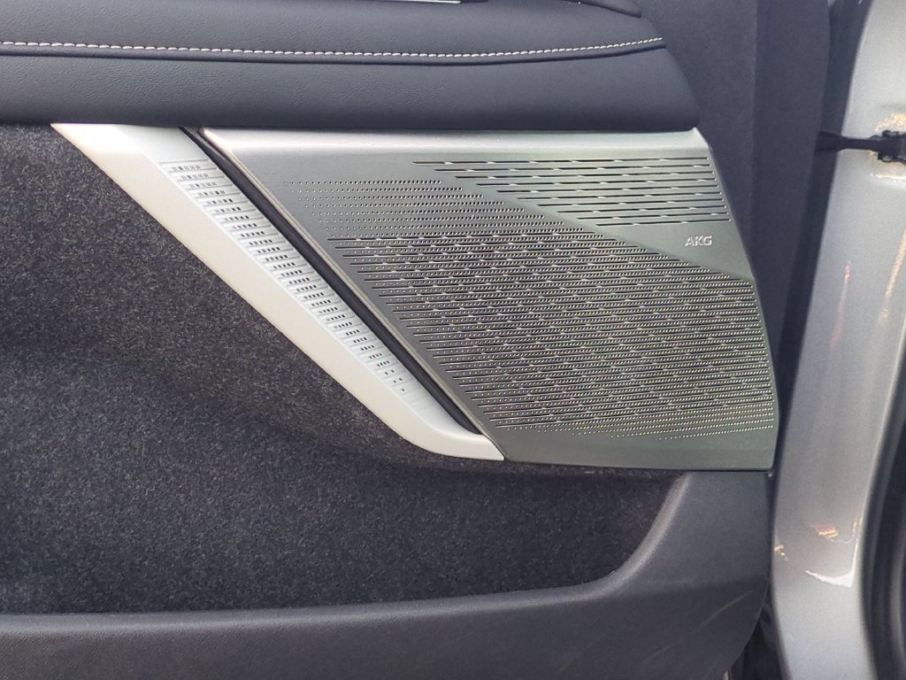 Certified 2026 Cadillac Optiq Sport 2 w/ LPO, Floor Liner Package RWD image 28