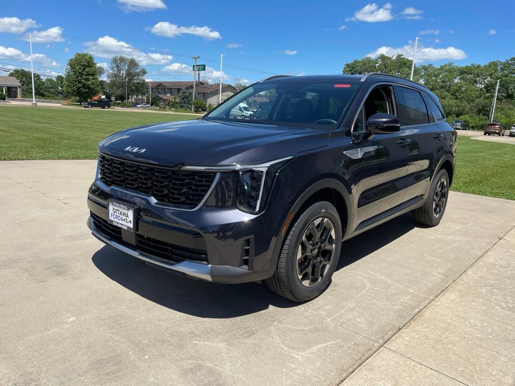New 2026 Kia Sorento S AWD/4WD image 2