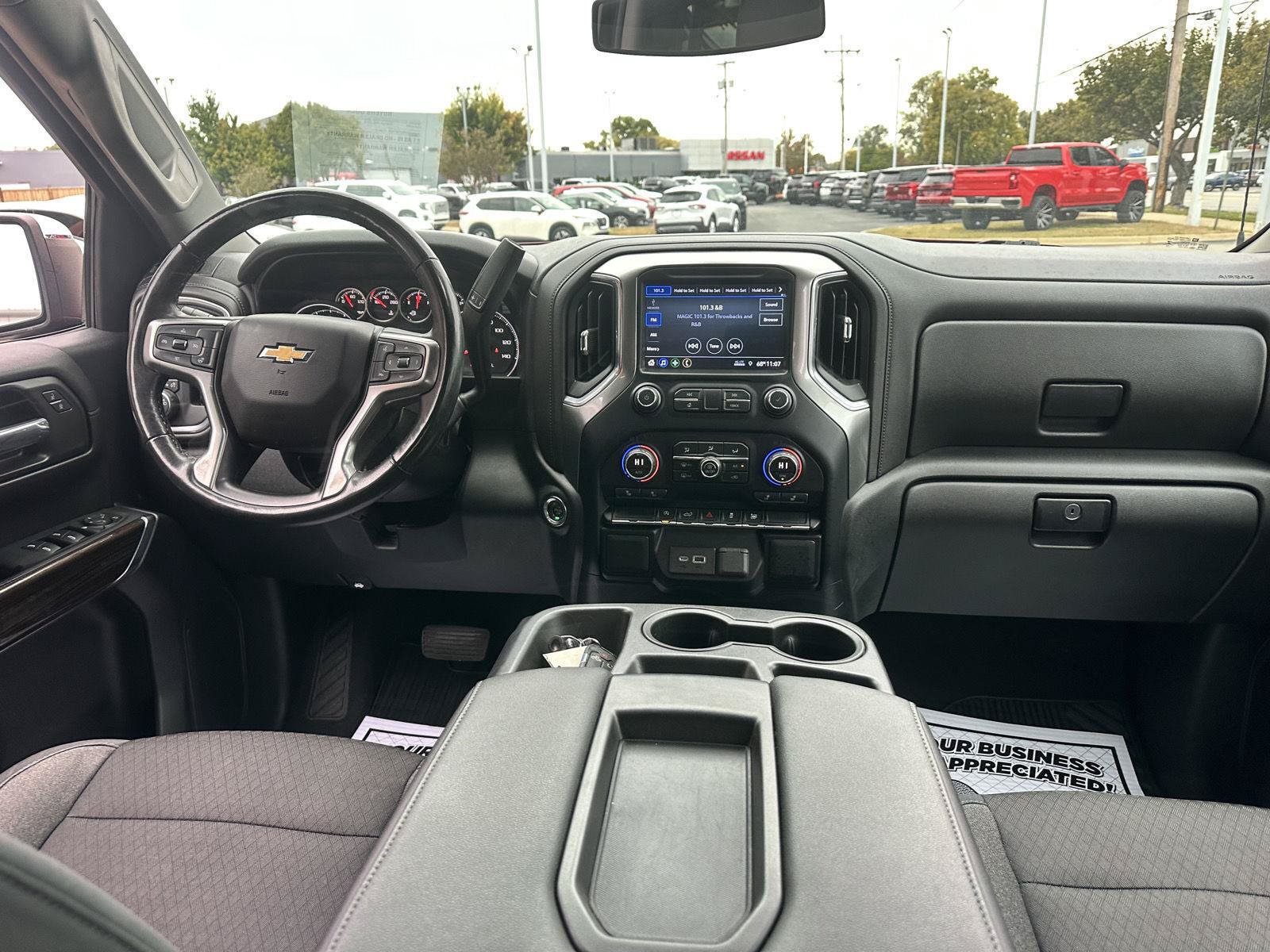 Used 2019 Chevrolet Silverado 1500 LT w/ All-Star Edition AWD/4WD image 14
