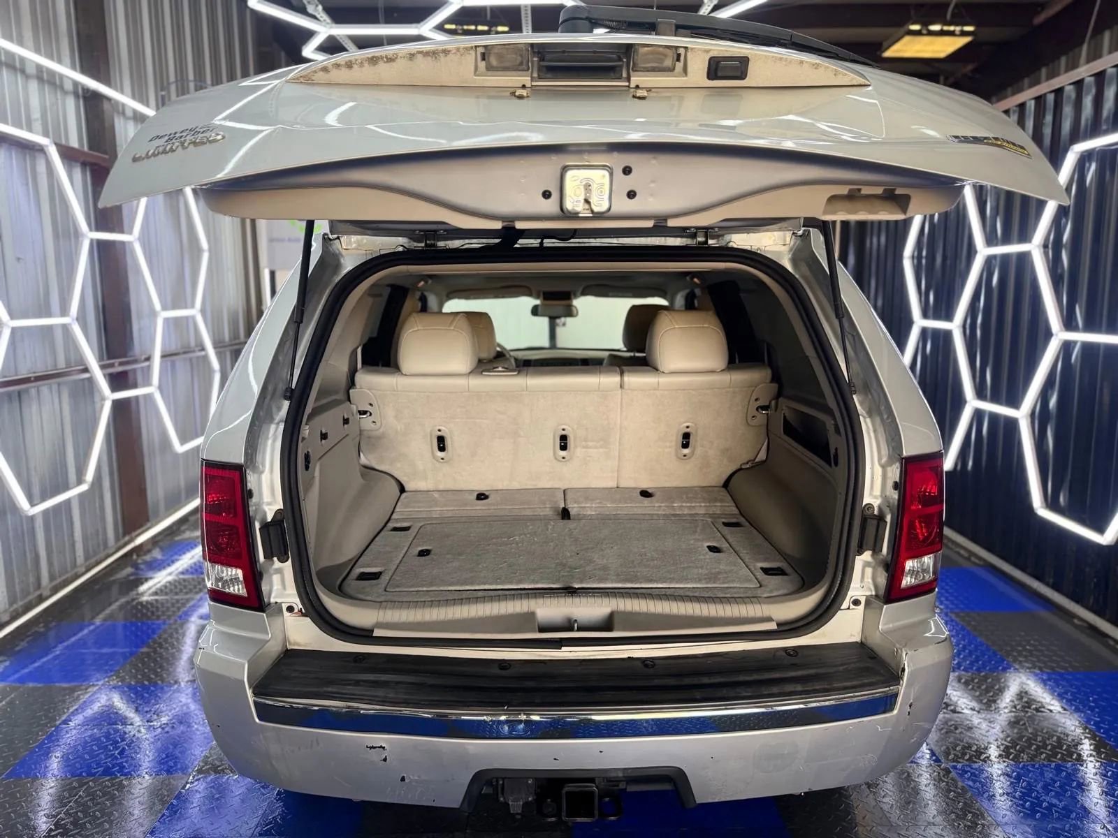 Used 2007 Jeep Grand Cherokee Limited image 43