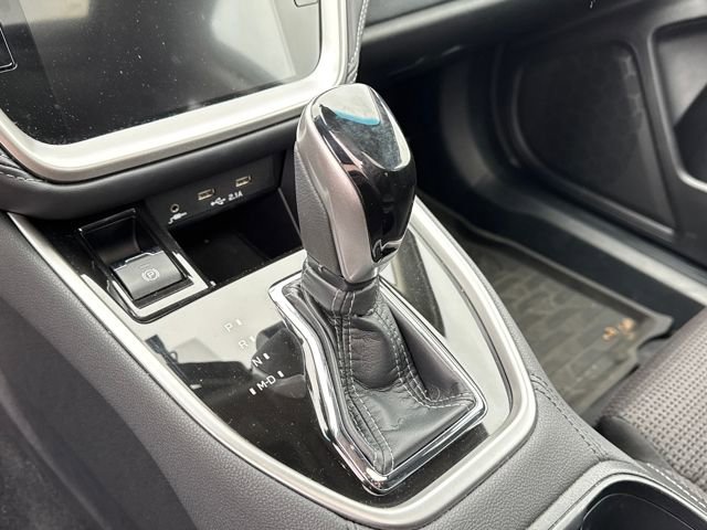 Used 2022 Subaru Outback Premium image 13