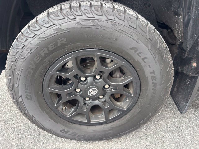 Used 2019 Toyota Tacoma SR5 AWD/4WD image 19