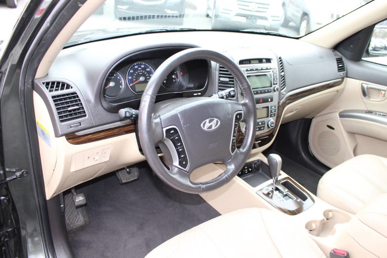 Used 2011 Hyundai Santa Fe Limited image 13