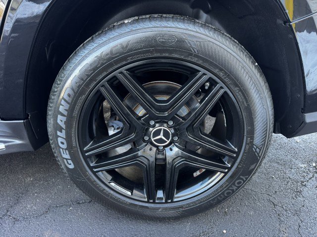 Used 2016 Mercedes-Benz GL 450 4MATIC image 40