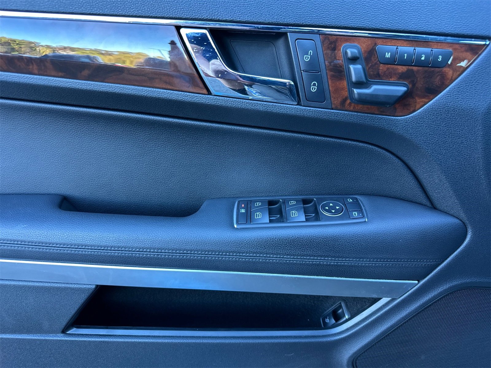 Used 2012 Mercedes-Benz E 350 Cabriolet image 12