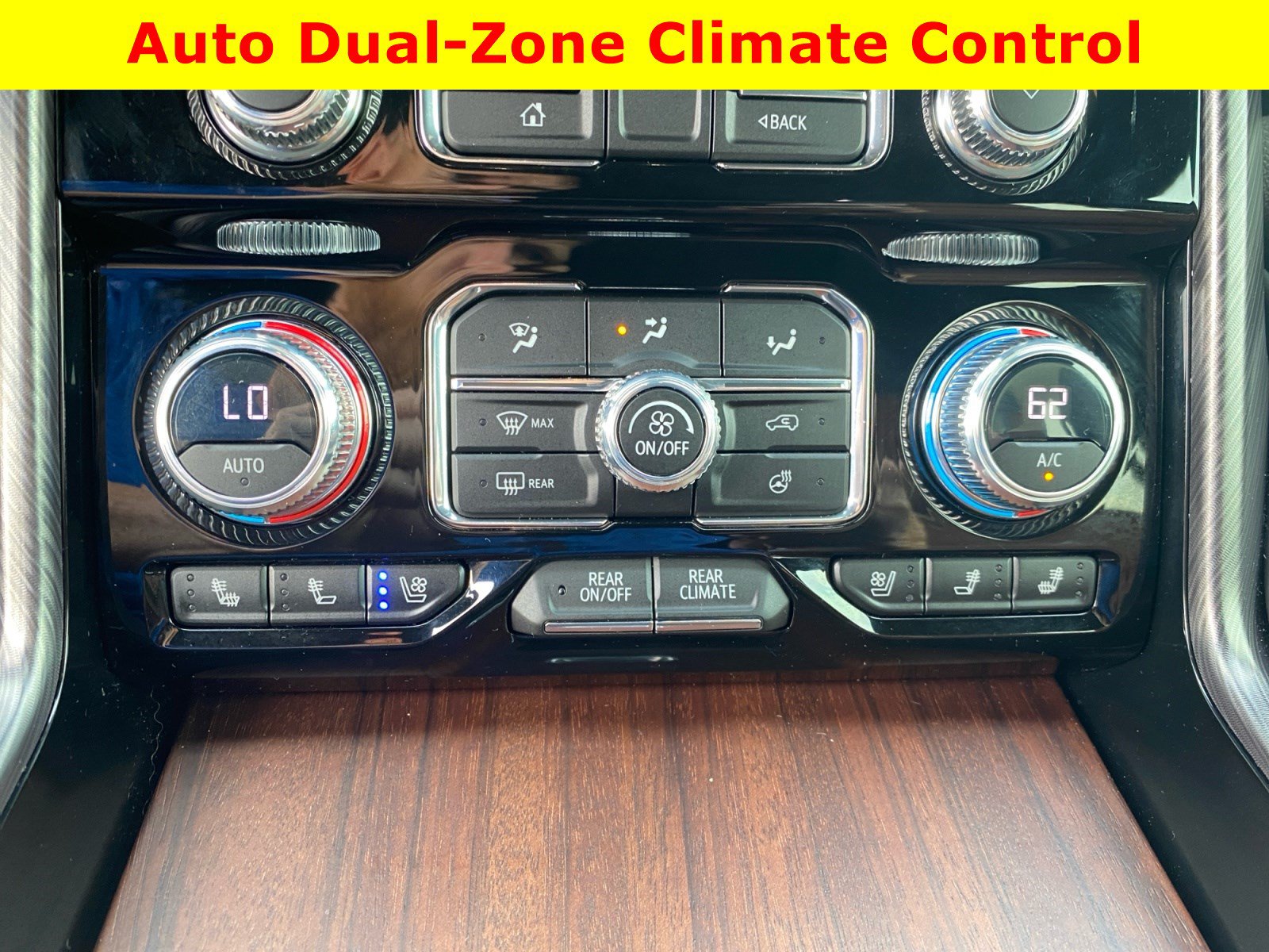 Used 2023 GMC Yukon XL Denali Ultimate w/ LPO, Floor Liner Package AWD/4WD image 31