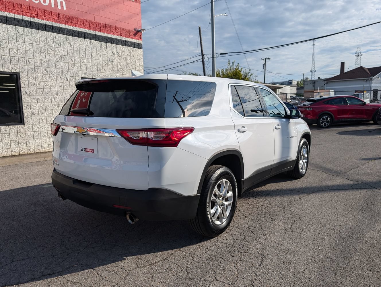 Used 2018 Chevrolet Traverse LS FWD image 6