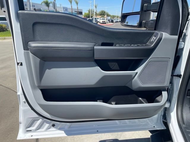 New 2026 Ford F250 XLT w/ FX4 Off-Road Package AWD/4WD image 16