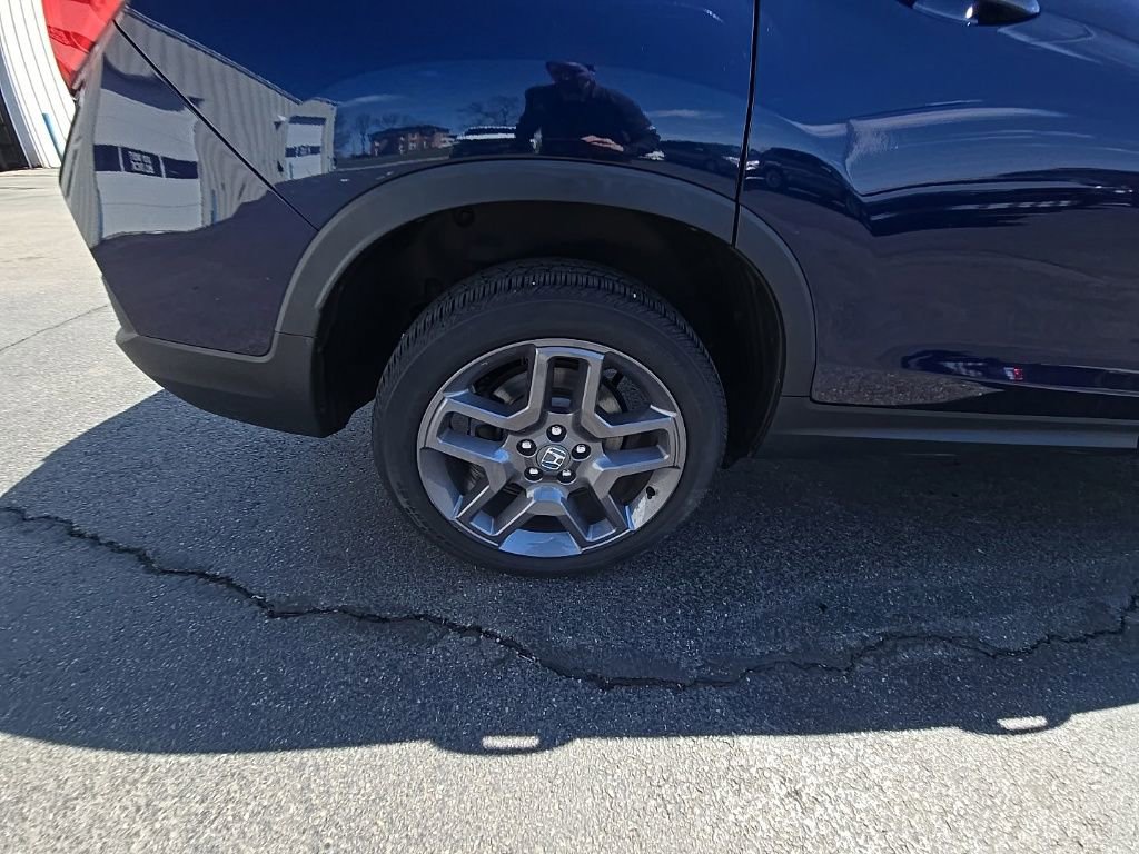 Certified 2023 Honda Passport EX-L image 11