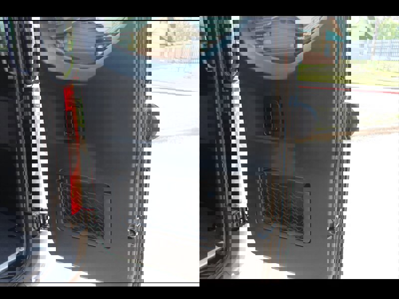 Used 2025 Mercedes-Benz Sprinter 2500 image 10