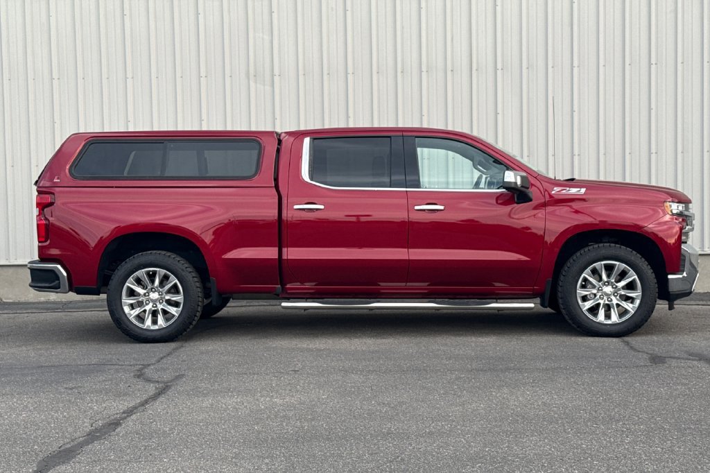 Used 2020 Chevrolet Silverado 1500 LTZ AWD/4WD image 3