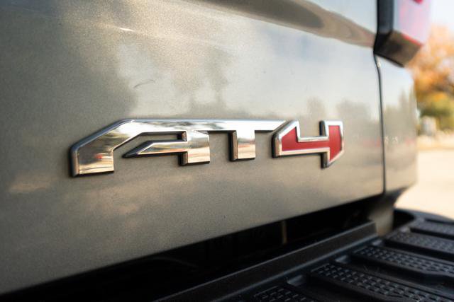 Used 2024 GMC Sierra 1500 AT4 w/ Technology Package image 46