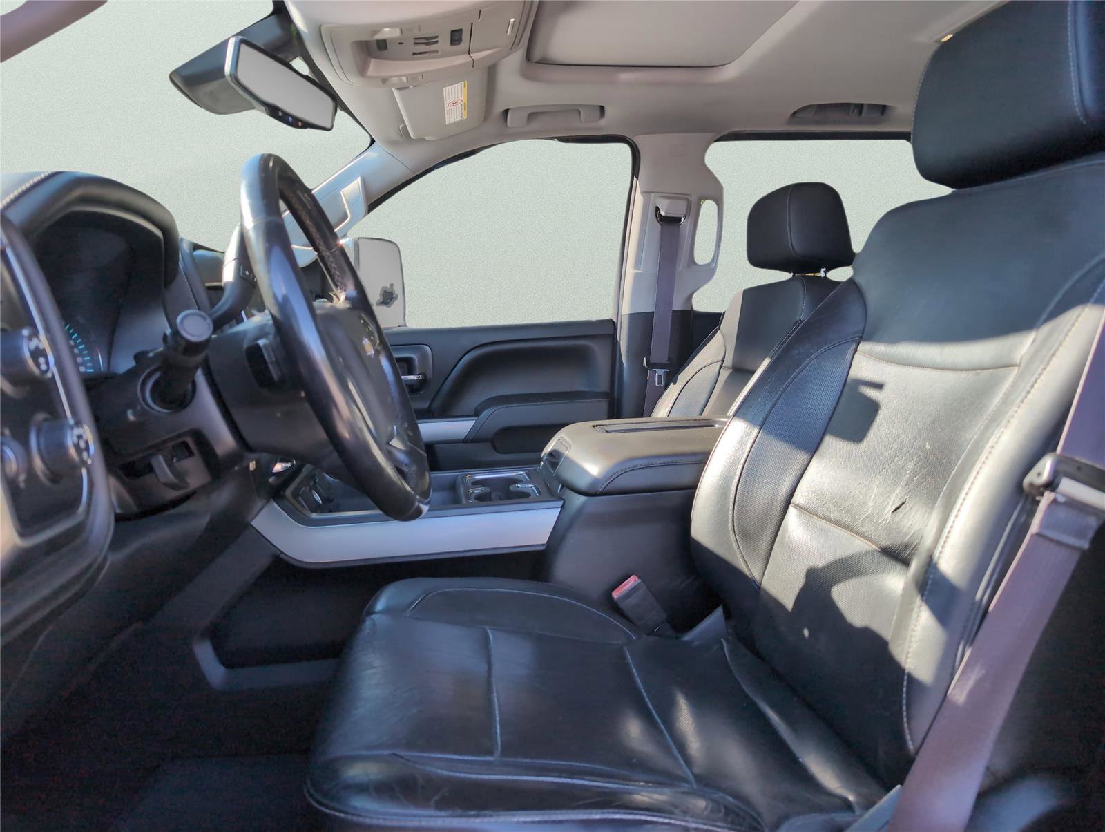 Used 2017 Chevrolet Silverado 2500 LTZ w/ Vortec Plus Package image 9