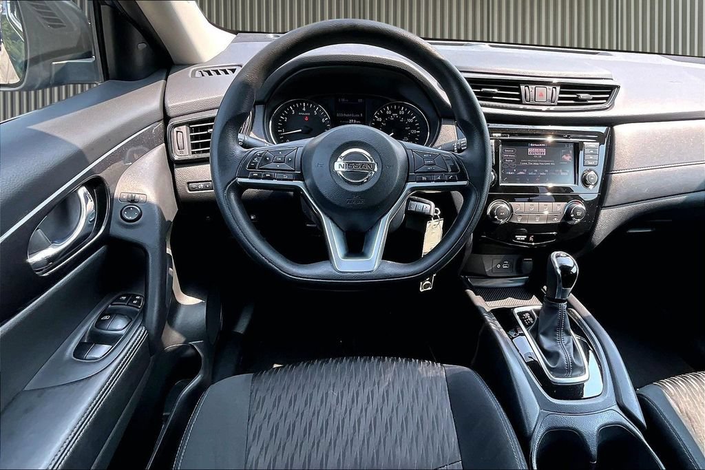 Used 2018 Nissan Rogue S AWD/4WD image 6