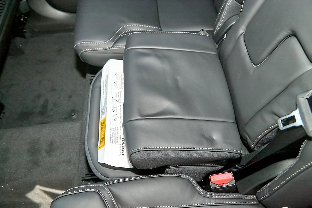 New 2026 Volvo XC90 B6 Ultra image 23