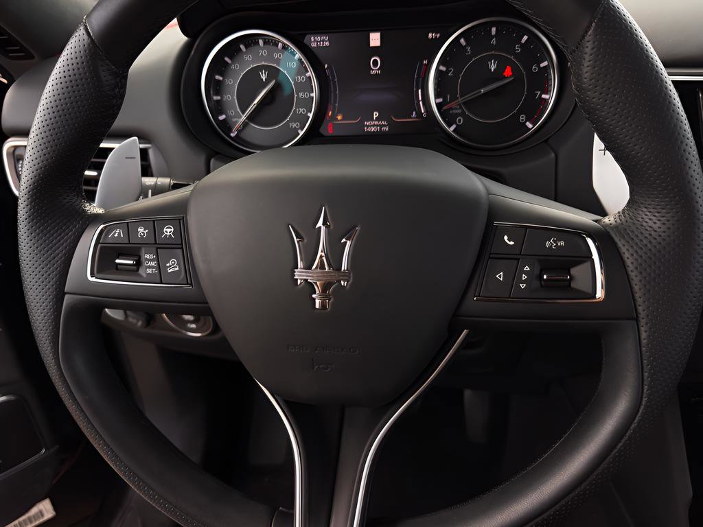 Used 2024 Maserati Levante GT Ultima image 16