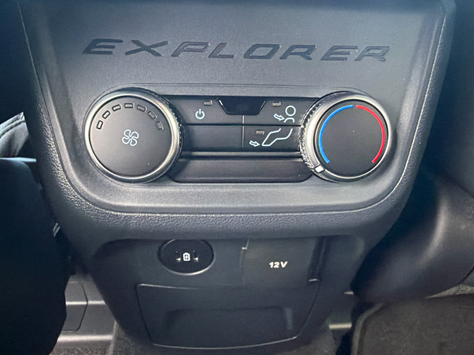 New 2026 Ford Explorer ST-Line AWD/4WD image 15