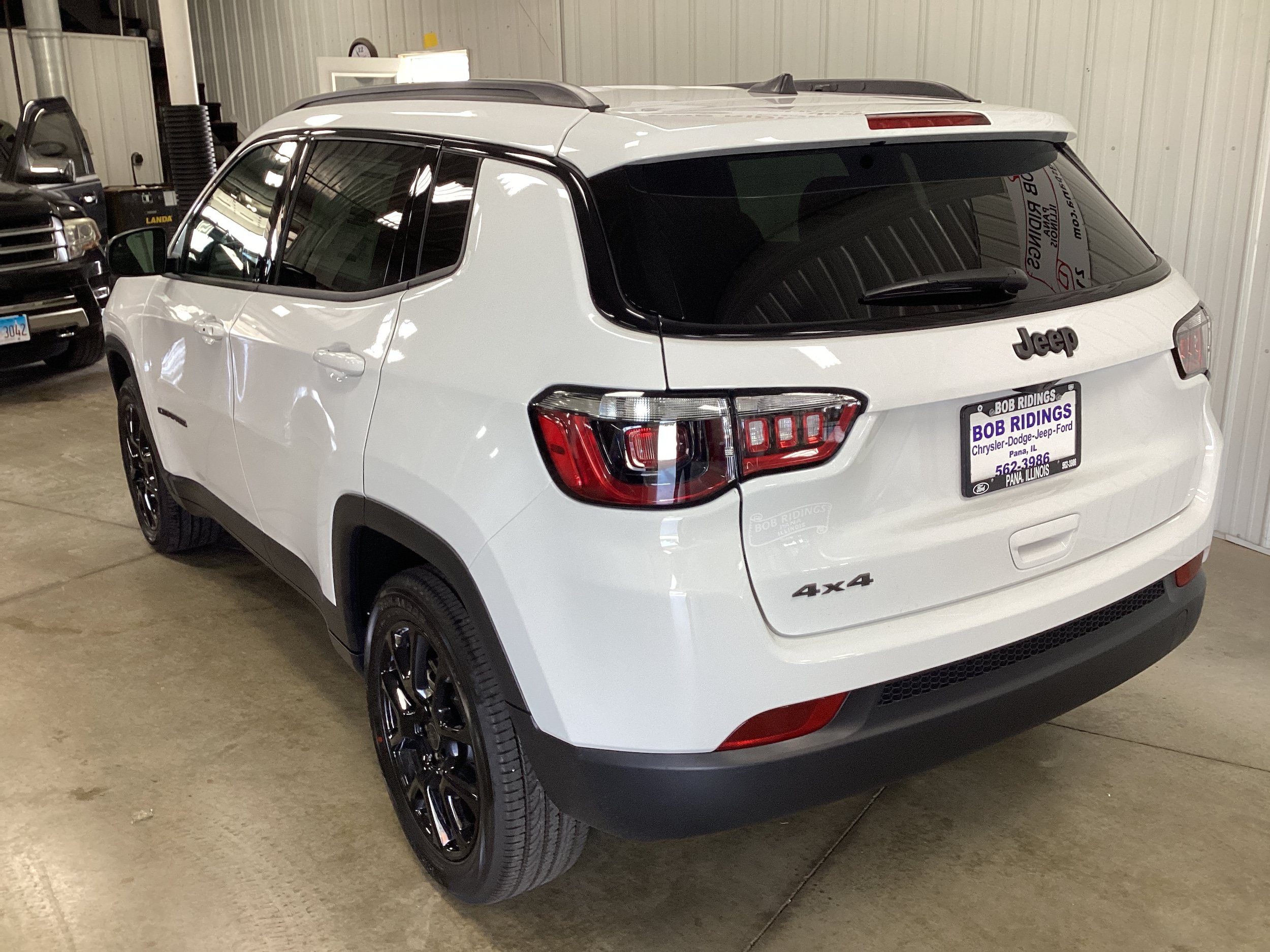 New 2026 Jeep Compass Latitude AWD/4WD image 3