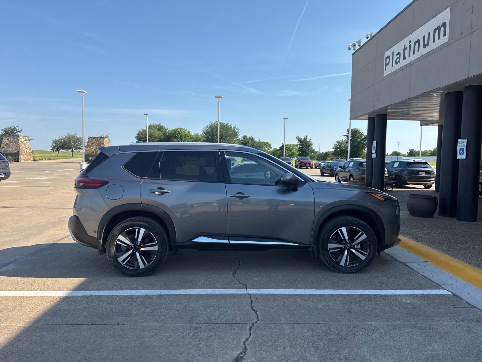 Used 2023 Nissan Rogue Platinum w/ Platinum Premium Package AWD/4WD image 8