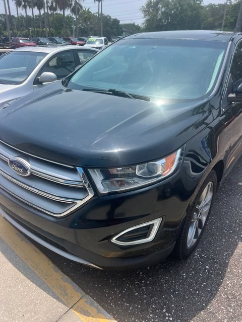 Used 2016 Ford Edge Titanium w/ Equipment Group 301A FWD image 3
