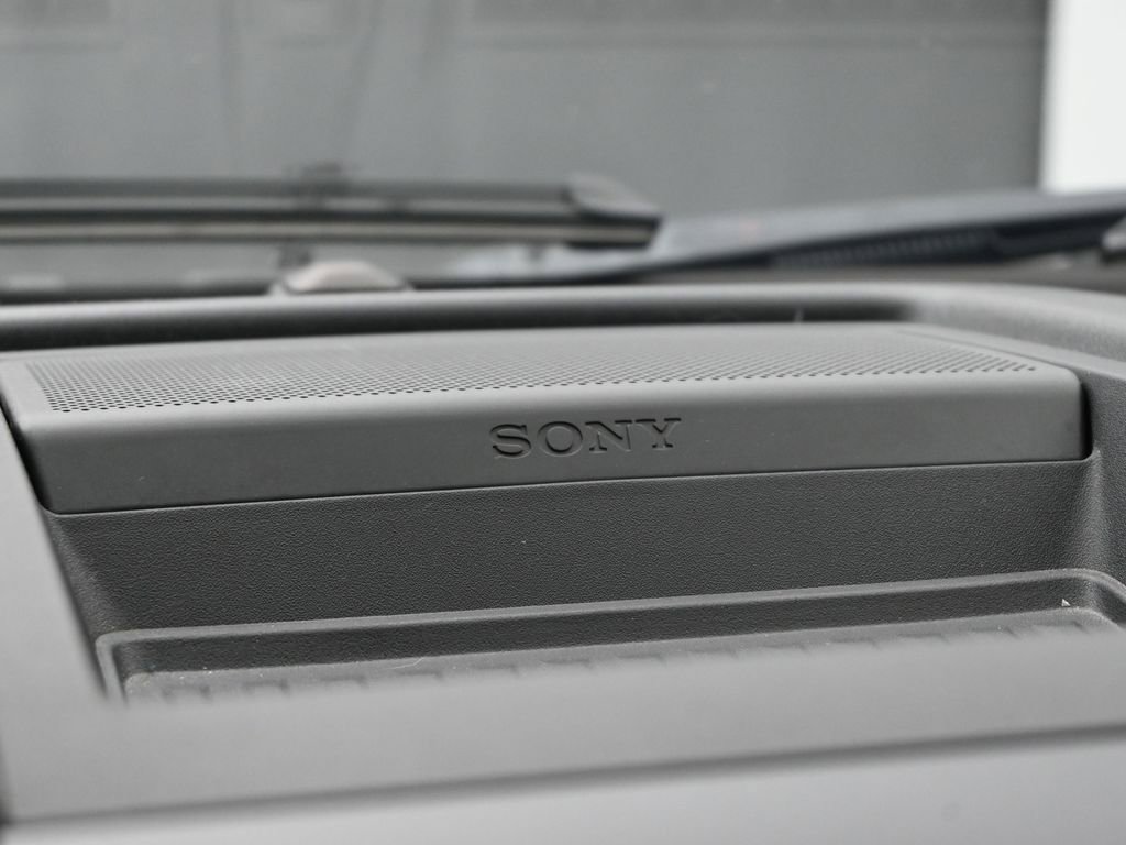 Certified 2018 Ford F350 Platinum w/ Platinum Ultimate Package image 25