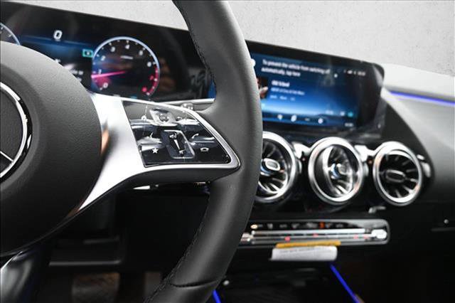 New 2026 Mercedes-Benz GLA 250 4MATIC image 16